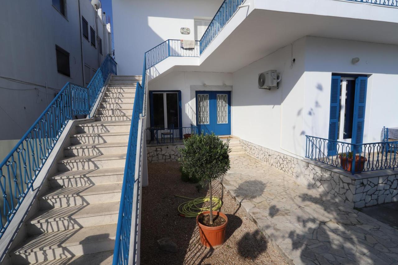 Traditional Town Garden Apartment Rhodes City Exterior foto